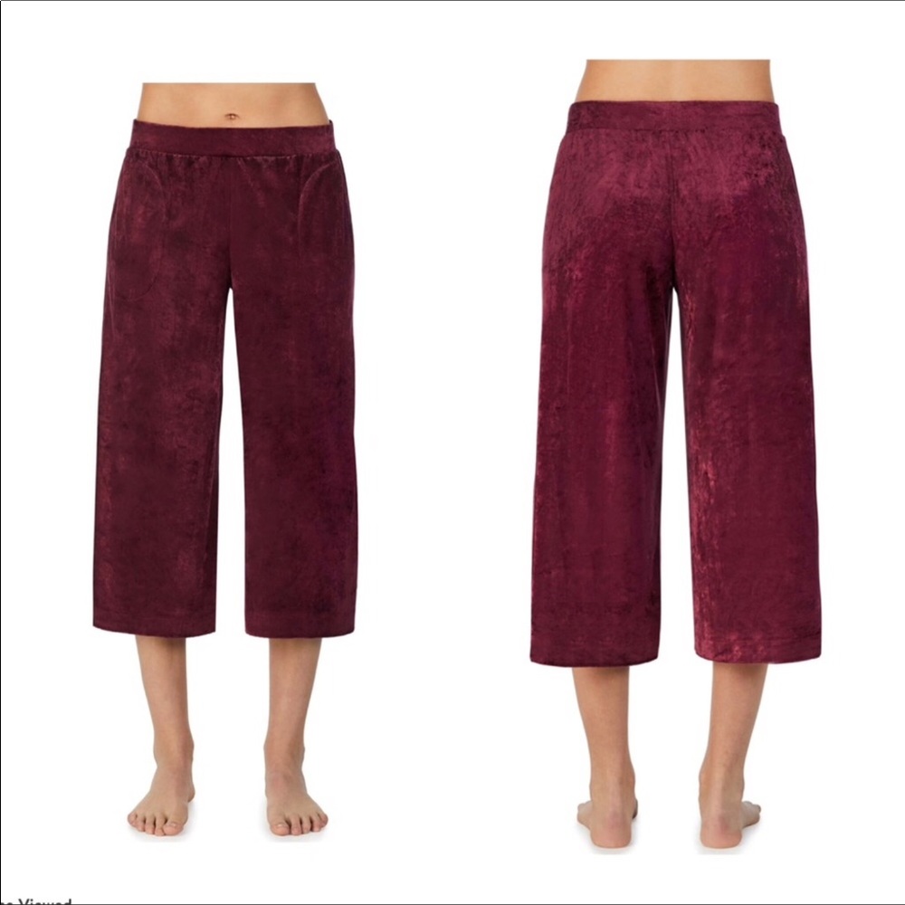 Nordstrom Velvety lounge pants Color is Wine  Size Small